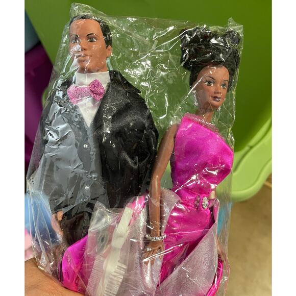 Integrity Toys 2000 Janay & Jordan Evening Formal African American Doll Set - Picture 8 of 8